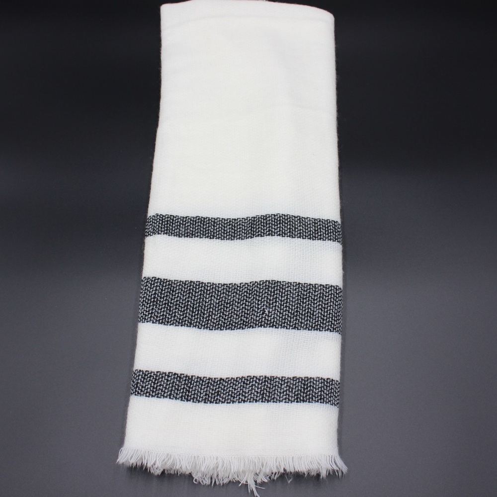 scarf - Picture 4 of 6